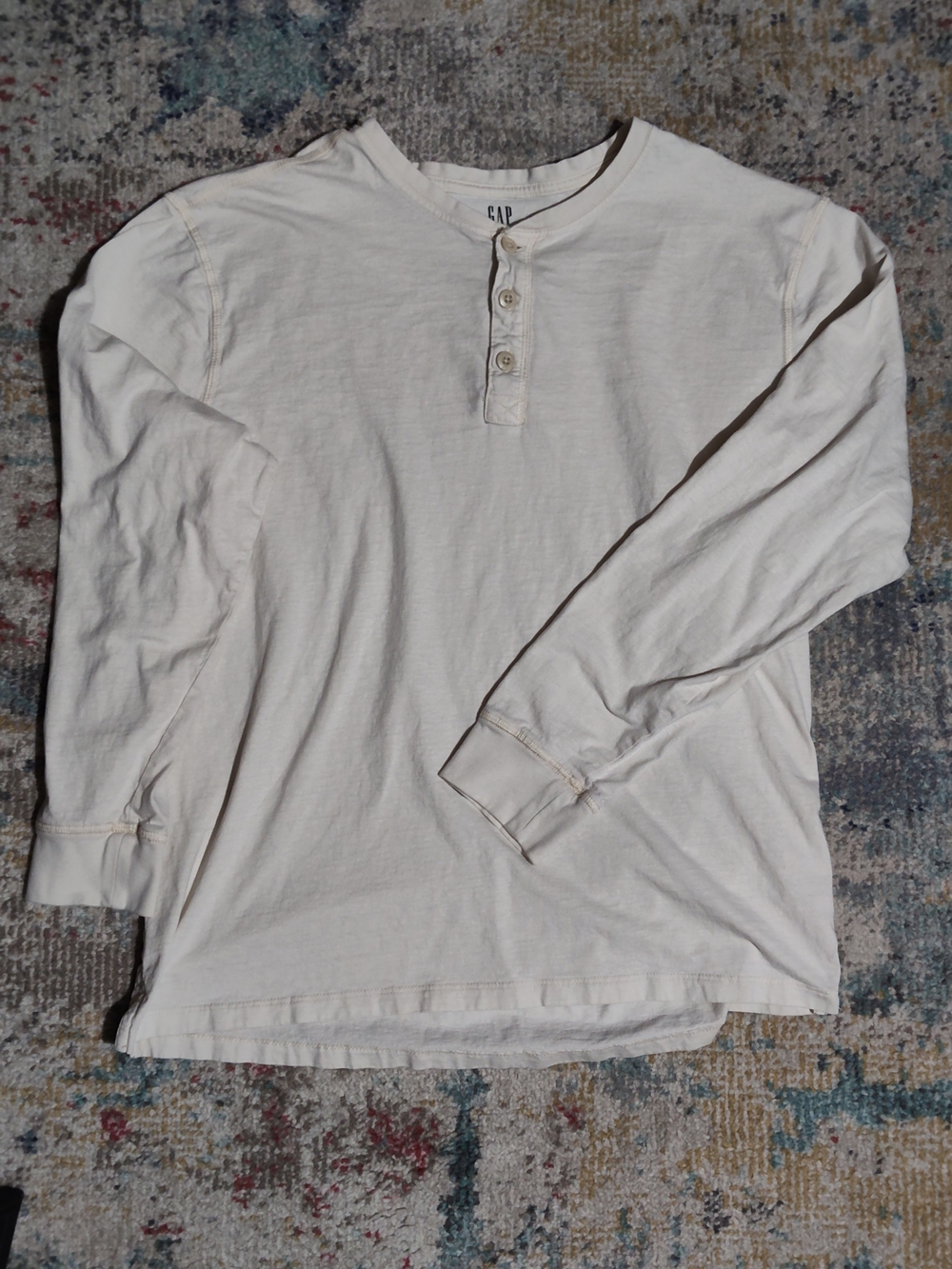 GAP Men's Off-White Long-Sleeve Henley Shirt